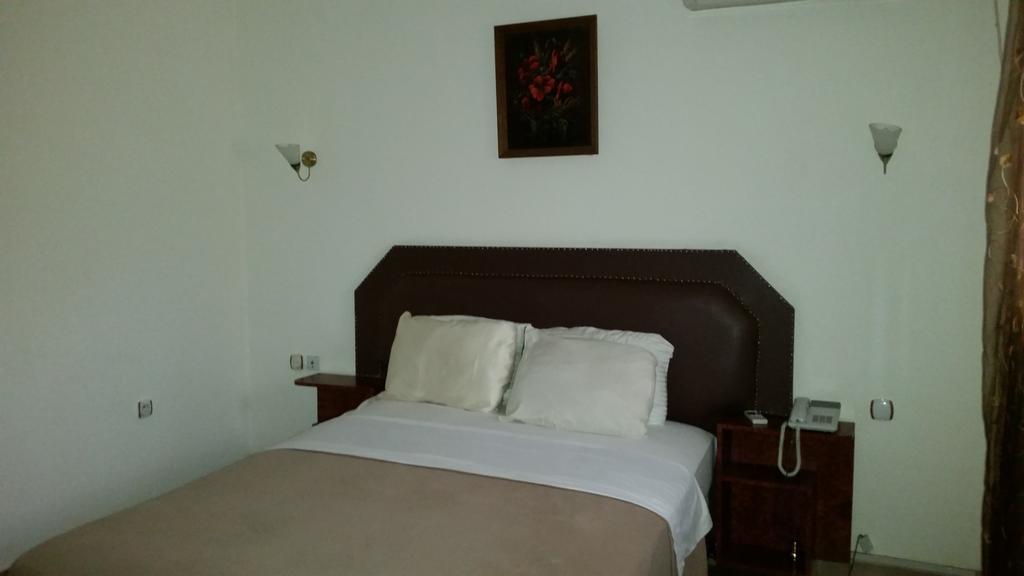 Zambezi Inn Hotel Conakry Camera foto