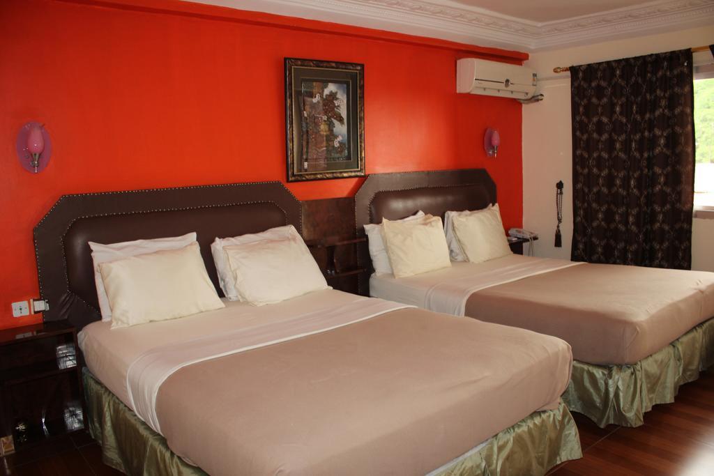 Zambezi Inn Hotel Conakry Esterno foto